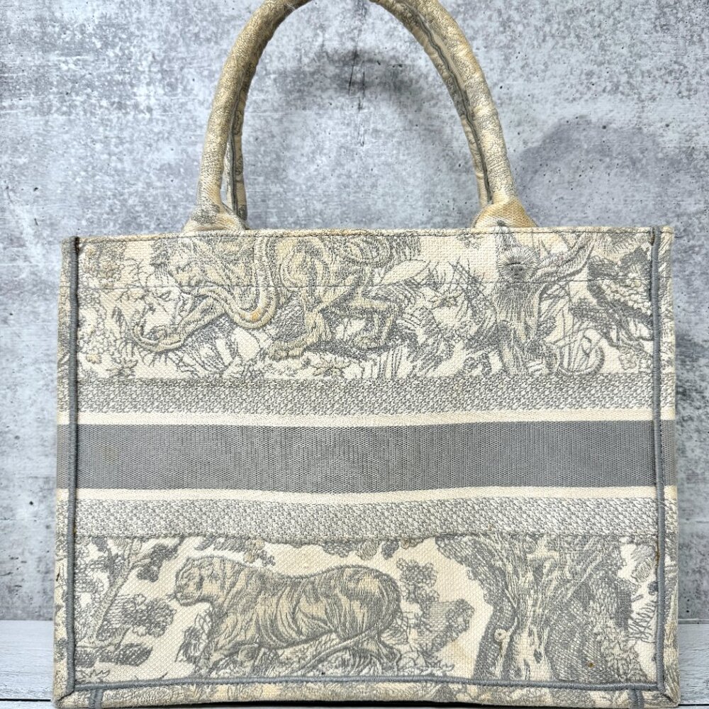 Christian Dior Medium Book Tote Toile de Jouy Beige Gray Canvas Bag - Picture 2 of 16